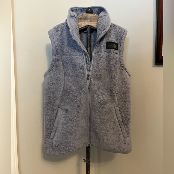 The North Face fleece vest - Picture 3 of 11